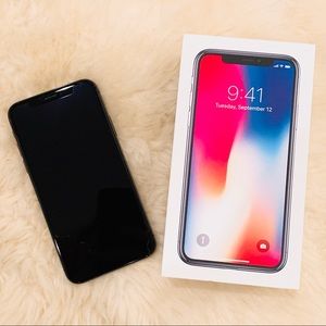 iPhone X 256GB Space Gray (Free Case)